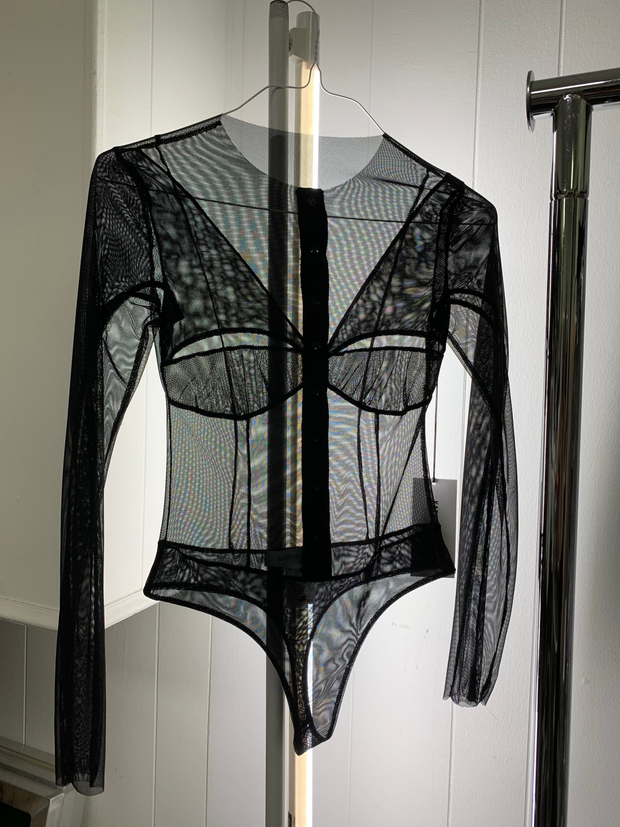 【関税込み】Kathryn Bowen ブラック Cutout Tube ボディスーツ ウィメンズ Studio Knit Bodysuit | ブラック | On 日本
